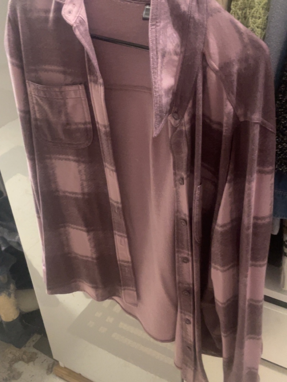 32 Degrees Mauve/Purple Button Down Shirt